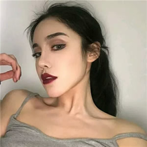 精选美女性感照片头像:气质风 / 辣妹风,适配社交平台 女生头像 第12张 精选美女性感照片头像:气质风 / 辣妹风,适配社交平台 女生头像 第12张