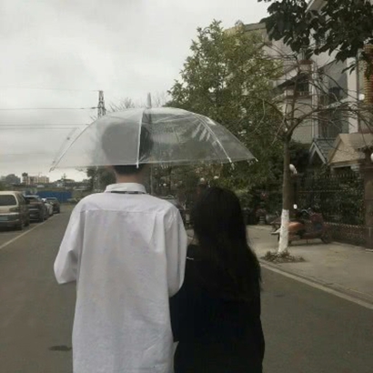 不露脸情侣头像一对|氛围感拉满!小众不撞款超适配 情侣头像 第10张 不露脸情侣头像一对|氛围感拉满!小众不撞款超适配 情侣头像 第10张