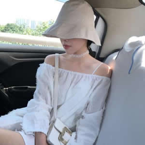 成熟高冷气质美女图鉴:氛围感拉满的优雅美学 女生头像 第8张 成熟高冷气质美女图鉴:氛围感拉满的优雅美学 女生头像 第8张
