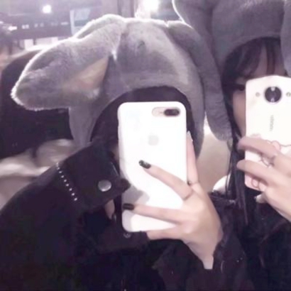 高颜闺蜜头像双人同框:闺蜜合照头像不踩雷,百搭又出片 友情头像 第1张 高颜闺蜜头像双人同框:闺蜜合照头像不踩雷,百搭又出片 友情头像 第1张