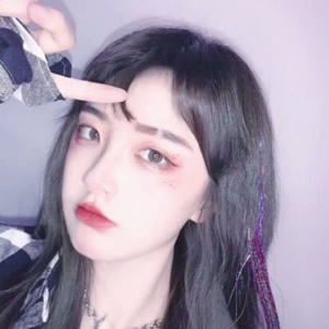 超吸睛ins女生头像原宿风!甜酷个性感拉满,小众不撞款 女生头像 第6张 超吸睛ins女生头像原宿风!甜酷个性感拉满,小众不撞款 女生头像 第6张