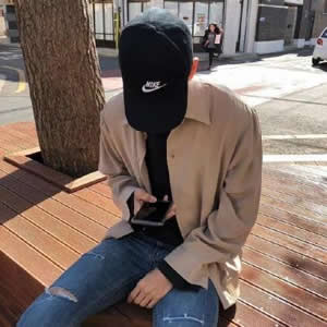 潮流时尚男生微信头像图片大全:个性感拉满超有型 男生头像 第12张 潮流时尚男生微信头像图片大全:个性感拉满超有型 男生头像 第12张