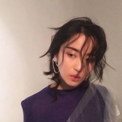 高清无水印社会女微信头像:御姐范 / 潮酷风 女生头像 第15张 高清无水印社会女微信头像:御姐范 / 潮酷风 女生头像 第15张