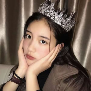 气质高冷时尚女生头像:精致感爆棚,小众又吸睛 女生头像 第16张 气质高冷时尚女生头像:精致感爆棚,小众又吸睛 女生头像 第16张