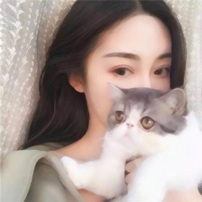 真人实拍带猫的女生头像图片 女生头像 第21张 真人实拍带猫的女生头像图片 女生头像 第21张