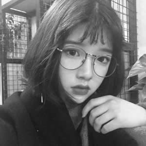 成熟御姐黑白头像无水印 高冷气质女生专用 女生头像 第2张