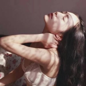 超唯美意境女生头像高清无水印,温柔治愈氛围感女 女生头像 第1张 超唯美意境女生头像高清无水印,温柔治愈氛围感女 女生头像 第1张