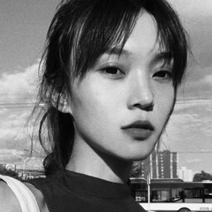 御姐风黑白女生头像 高冷气场尽显女神范 女生头像 第6张 御姐风黑白女生头像 高冷气场尽显女神范 女生头像 第6张