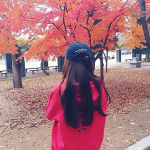 超好看小清新女生背影头像,温柔氛围感拉满小清新女生背影头像 女生头像 第17张 超好看小清新女生背影头像,温柔氛围感拉满小清新女生背影头像 女生头像 第17张