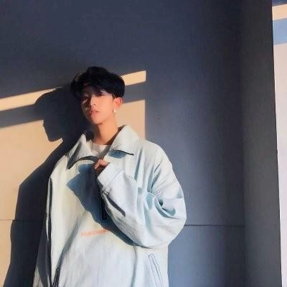好看男生头像酷酷的帅帅的氛围感真人 男生头像 第21张