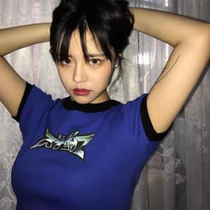 女生酷飒头像大全:高清霸气风格 女生头像 第11张 女生酷飒头像大全:高清霸气风格 女生头像 第11张