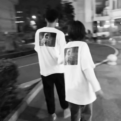 双人黑白背影情侣头像氛围感 情侣头像 第1张 双人黑白背影情侣头像氛围感 情侣头像 第1张