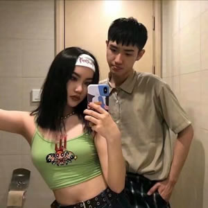 高清真人个性情侣头像图片合集:风格多样,记录情侣专属浪漫 情侣头像 第2张 高清真人个性情侣头像图片合集:风格多样,记录情侣专属浪漫 情侣头像 第2张