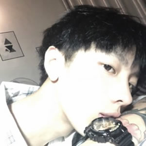 帅气男生图片头像合集：阳光 / 酷拽 / 韩系风，一键保存 男生头像 第14张