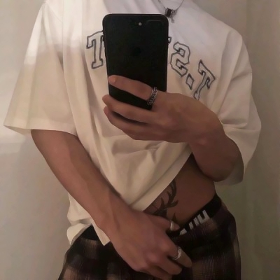 小众禁欲风性感不露脸男生头像 不撞款 男生头像 第9张 小众禁欲风性感不露脸男生头像 不撞款 男生头像 第9张