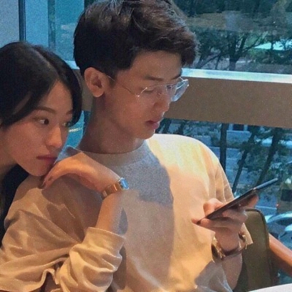 一对分开情侣头像合起来合成完整一张图 情侣头像 第45张 一对分开情侣头像合起来合成完整一张图 情侣头像 第45张