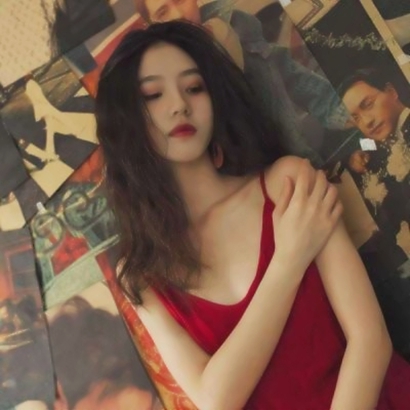露锁骨氛围感露肩女生头像，高级小众真人女 女生头像 第15张