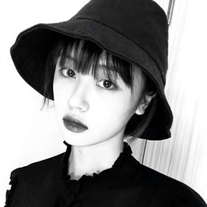 御姐风黑白女生头像 高冷气场尽显女神范 女生头像 第12张 御姐风黑白女生头像 高冷气场尽显女神范 女生头像 第12张
