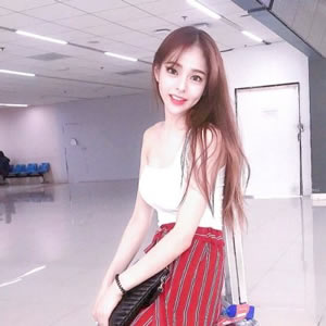 时尚美女微信头像高清氛围感小众高级女生推荐 女生头像 第7张 时尚美女微信头像高清氛围感小众高级女生推荐 女生头像 第7张