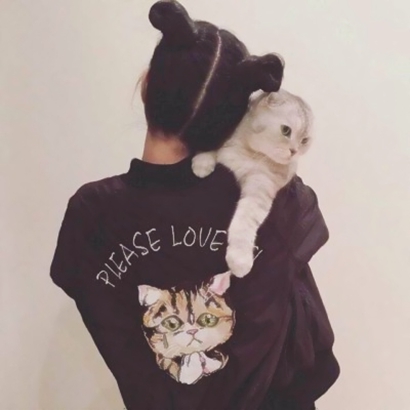 真人实拍带猫的女生头像图片 女生头像 第26张 真人实拍带猫的女生头像图片 女生头像 第26张