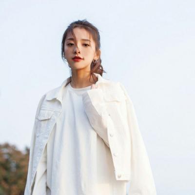 一人一张清新闺蜜头像 温柔治愈氛围感闺蜜图 友情头像 第12张 一人一张清新闺蜜头像 温柔治愈氛围感闺蜜图 友情头像 第12张