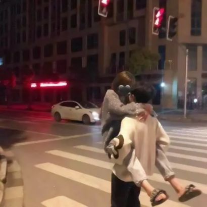 真人潮流情侣头像两张一对合集 情侣头像 第9张 真人潮流情侣头像两张一对合集 情侣头像 第9张