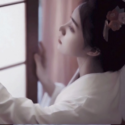 真人女生头像冷酷忧伤图片 女生头像 第1张 真人女生头像冷酷忧伤图片 女生头像 第1张