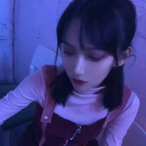 蓝色高冷女生头像 小众氛围感女 女生头像 第8张 蓝色高冷女生头像 小众氛围感女 女生头像 第8张