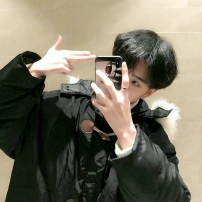 拿手机自拍手机控的男生头像合集 男生头像 第4张