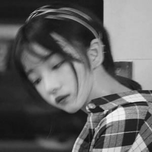 qq头像孤独女生黑白合集 女生头像 第9张 qq头像孤独女生黑白合集 女生头像 第9张