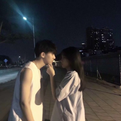 小众不露脸双人情侣头像一对不撞款 情侣头像 第8张 小众不露脸双人情侣头像一对不撞款 情侣头像 第8张