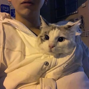男生抱宠物头像大全｜酷帅温柔男生抱猫抱狗 男生头像 第5张