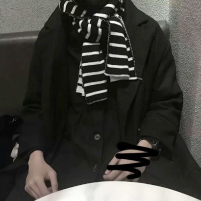 qq头像男下半身不露脸不露头合集 男生头像 第7张