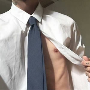 qq头像衬衫领带男生帅气图集 男生头像 第15张