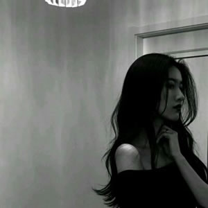 qq头像孤独女生黑白合集 女生头像 第8张 qq头像孤独女生黑白合集 女生头像 第8张