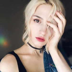 微信欧美头像女生高冷 禁欲系酷感欧美风 女生头像 第1张 微信欧美头像女生高冷 禁欲系酷感欧美风 女生头像 第1张