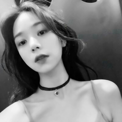 微信黑白头像图片女孩 女生头像 第7张