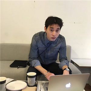 爱笑阳光的男生头像｜干净治愈开朗男生头像高清合集 男生头像 第9张