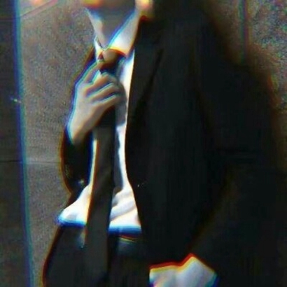 qq头像男生衬衫半身不露脸 男生头像 第15张