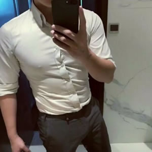 qq头像衬衫领带男生帅气图集 男生头像 第13张
