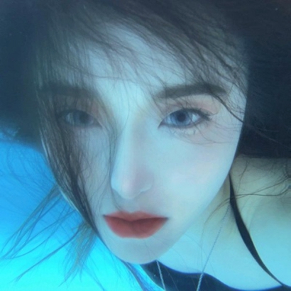 唯美水中女生头像 仙气氛围感水下女生 女生头像 第5张 唯美水中女生头像 仙气氛围感水下女生 女生头像 第5张
