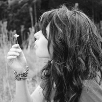 女生简单黑白头像 女生头像 第37张 女生简单黑白头像 女生头像 第37张