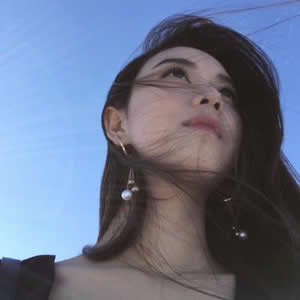 女生真人蓝色海边头像 女生头像 第5张 女生真人蓝色海边头像 女生头像 第5张