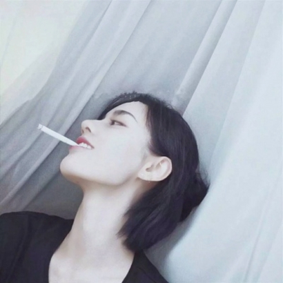 冷淡拽酷腹黑真人女生头像 女生头像 第11张 冷淡拽酷腹黑真人女生头像 女生头像 第11张