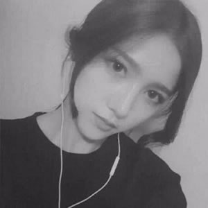 黑白女生头像伤感高冷 女生头像 第4张 黑白女生头像伤感高冷 女生头像 第4张