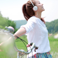 真人头像女生戴耳机|氛围感女生戴耳机 女生头像 第6张 真人头像女生戴耳机|氛围感女生戴耳机 女生头像 第6张