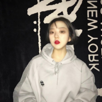 冷淡拽酷腹黑真人女生头像 女生头像 第9张 冷淡拽酷腹黑真人女生头像 女生头像 第9张