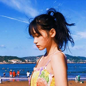 女生真人蓝色海边头像 女生头像 第12张 女生真人蓝色海边头像 女生头像 第12张