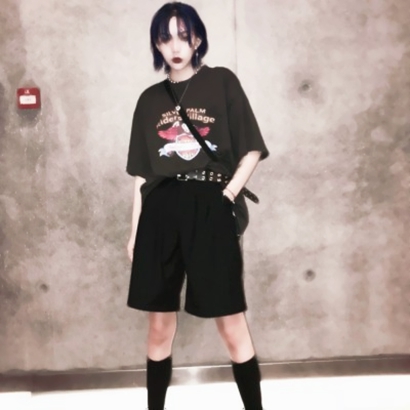 暗系潮女生头像合集｜酷飒丧系女生