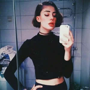 欧美头像女生唯美 高清氛围感女 女生头像 第12张 欧美头像女生唯美 高清氛围感女 女生头像 第12张